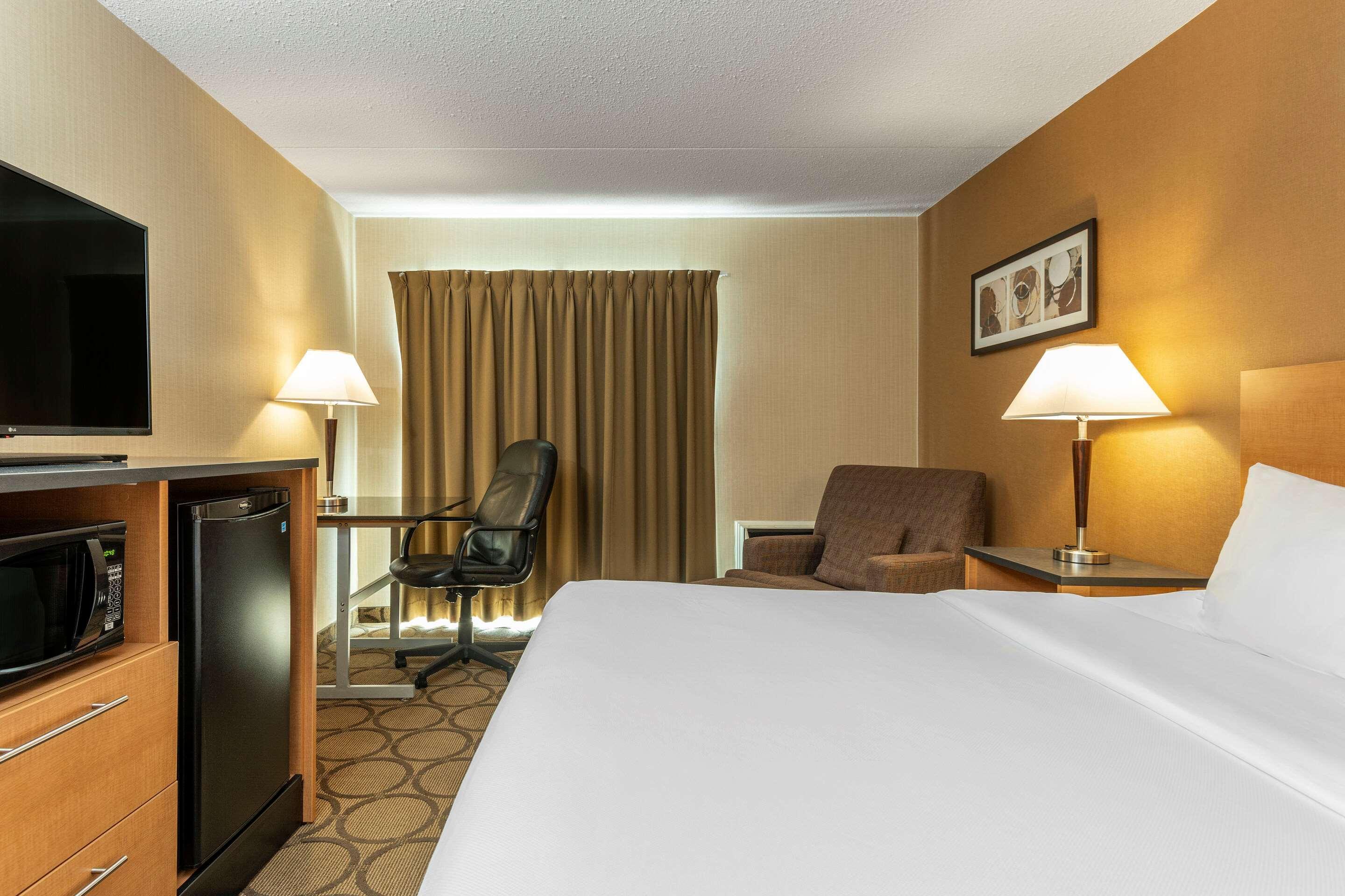 Comfort Inn Laval Exterior foto